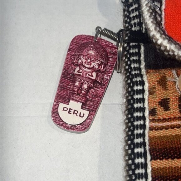 PERUVIAN Embroidered CrOne Sizesbody Bag  With Key Ring - Picture 4 of 8